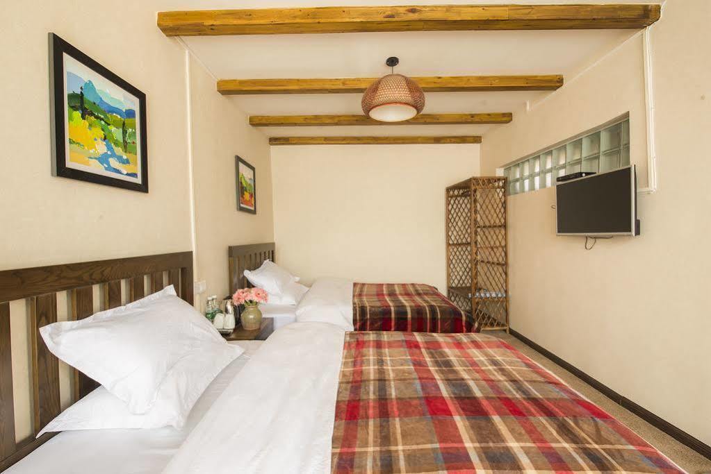 Li Jiang Wish Villa Hostel Ліцзян Екстер'єр фото